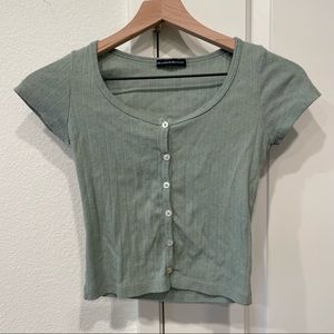 Brandy Melville T short